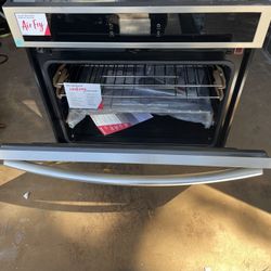 Frigidaire Gallery Built-in Single Electric Wall Oven With Total Convection-Stainless Steel
