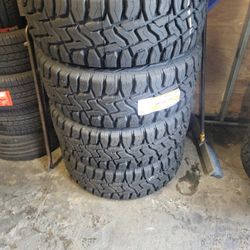 35/12.5/20 Toyo R/T  Or MT