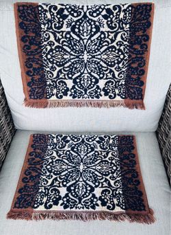 Set 2 Vintage MCM Fieldcrest USA 100 % cotton hand towels 27” x 16 1/2” dark blue, black, tan and cream damask stripe pattern with fringe