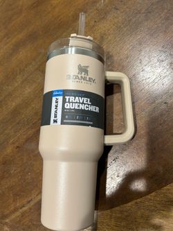 Brand New original 40 oz Stanley