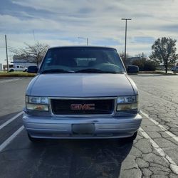 2002 GMC Safari