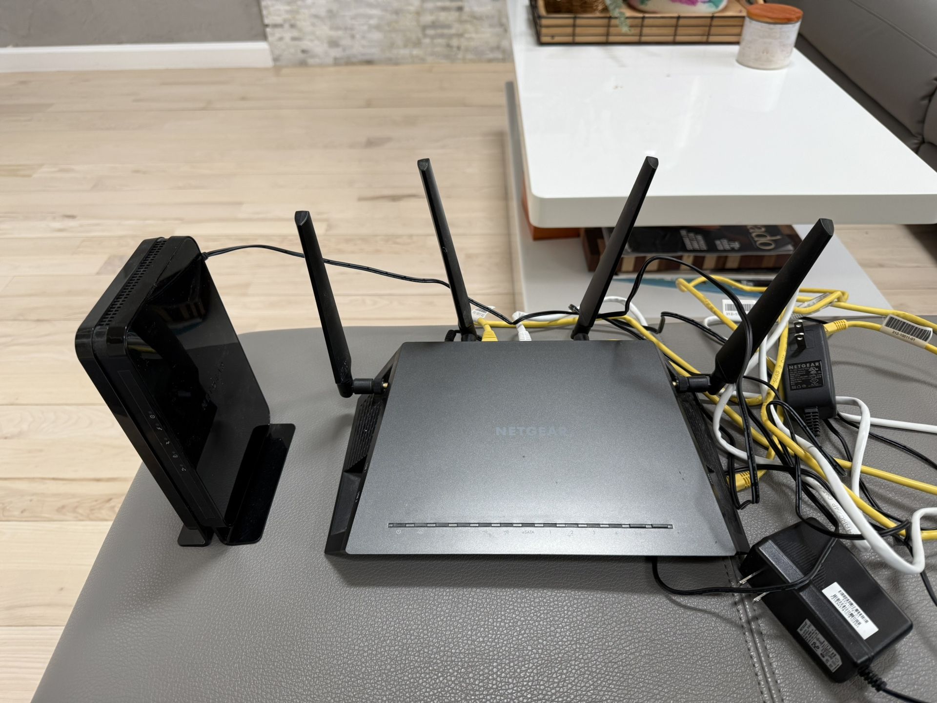 Netgear Modem Router High Speed Like Brand New