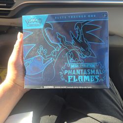 Phantasmal Flames Elite Trainer Box