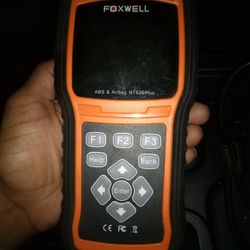 Foxwell Scanner 