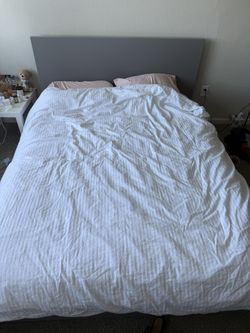 IKEA Queen Malm Bed with 2 storage drawers