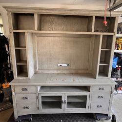 Media Cabinet & Hutch 