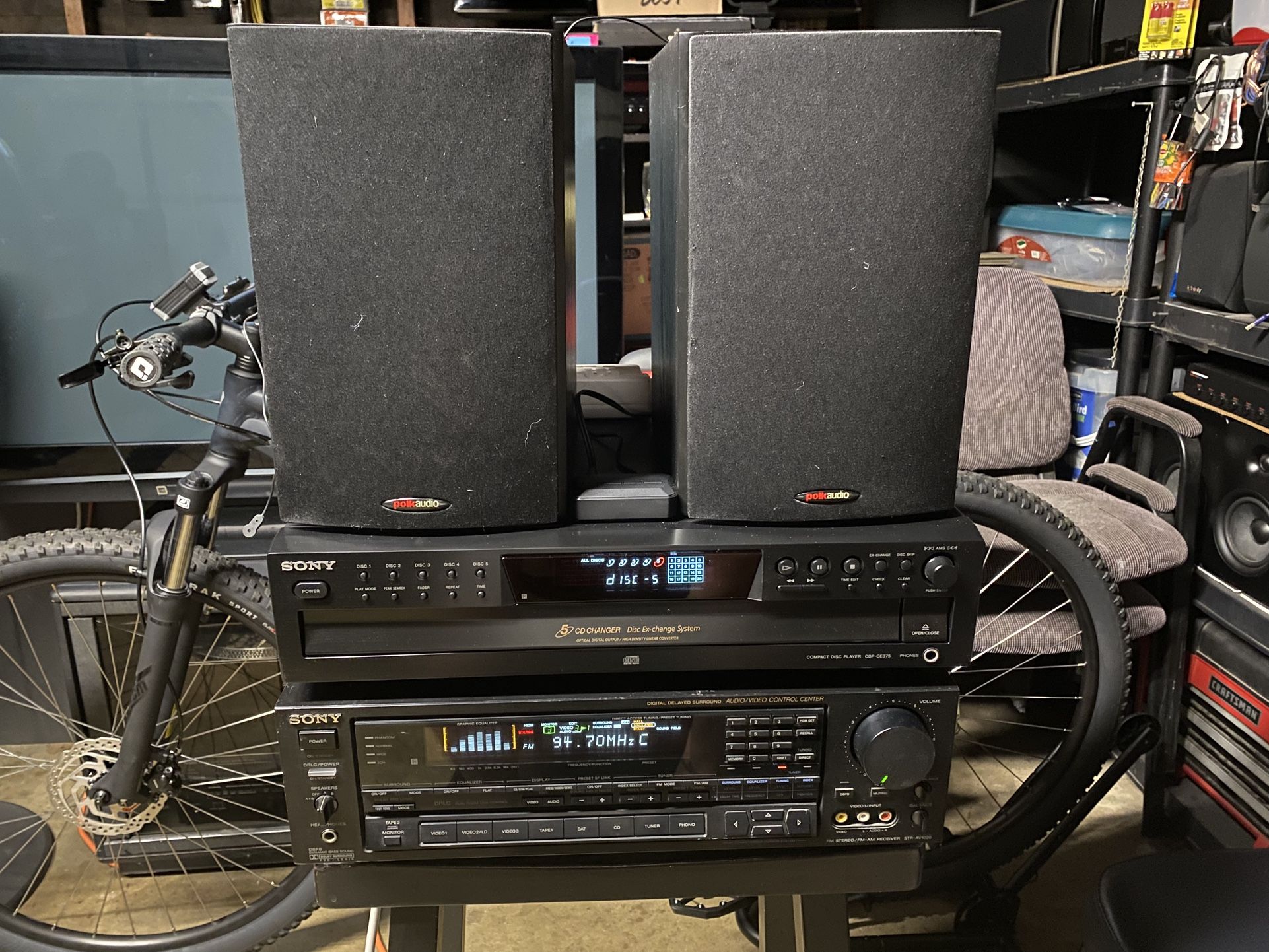 SONY SURROUND CAPABLE STREAMING STEREO MUSIC SYSTEM W BLUETOOTH/SONY 5 DISC CD 💿 CAROUSEL PLR/POLK BOOKSHELF SPEAKERS 🔊.