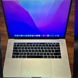 MacBook Pro 15” Gray 