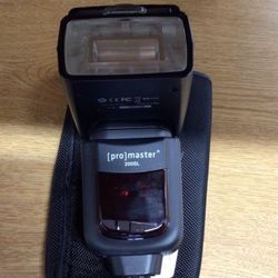 ProMaster 200SL Speedlight Flash For Nikon With Case 💵  💳  💵  Cash and Card Accepted