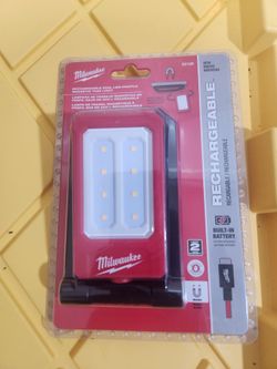 500 Lumen USB-C Rechargeable Low-Profile Magnetic Task Light