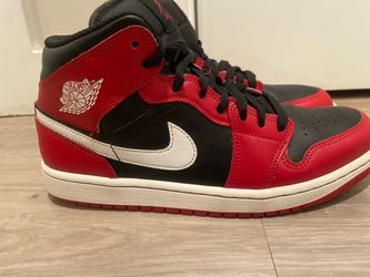 Basketball Shoes Size 8