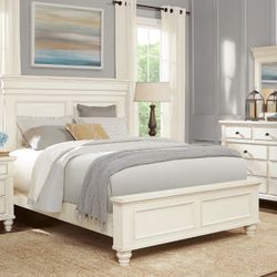 Lake Town Queen Bedroom Set – Bed, Dresser & Mirror 