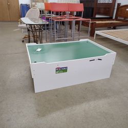 Kids Play Table