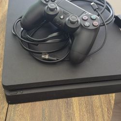 PlayStation 4 Good Condition 