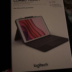 Logitech Ipad case with keyboard