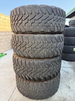 35x12.50r18 Toyo MT tires en excelentes condiciones de vida las 4