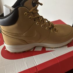 Nike Boots