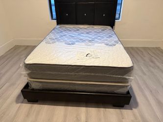 NEW MATTRESS FULL SIZE WITH BOX SPRING