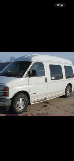 2000 Van