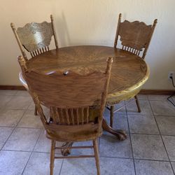 Round Extendable Dining Table With 3 Chairs