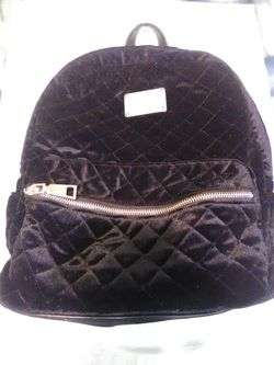 women/girl bebe backpack