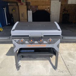 🔥 Like New Blackstone 4-Burner Griddle Grill – Used Once! 🔥