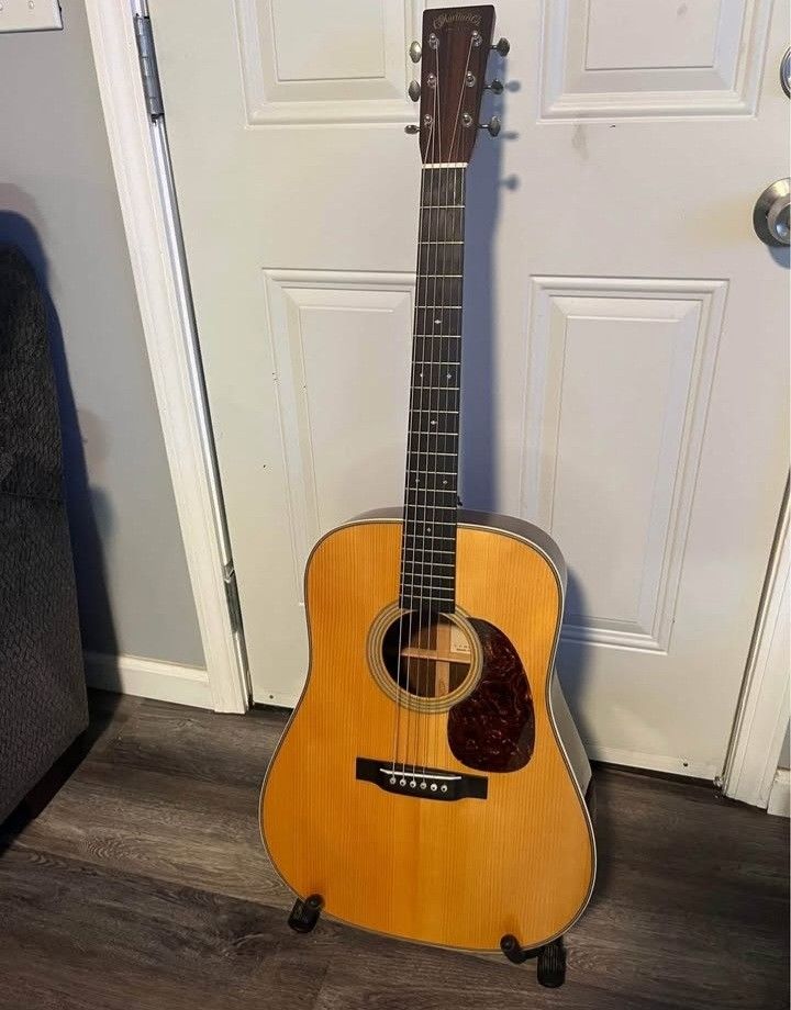Martin-D-28-Marquis