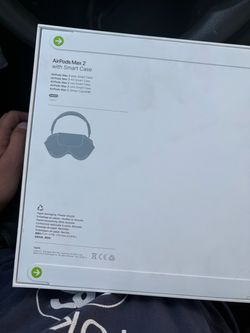 Apple AirPods Pro max not opened