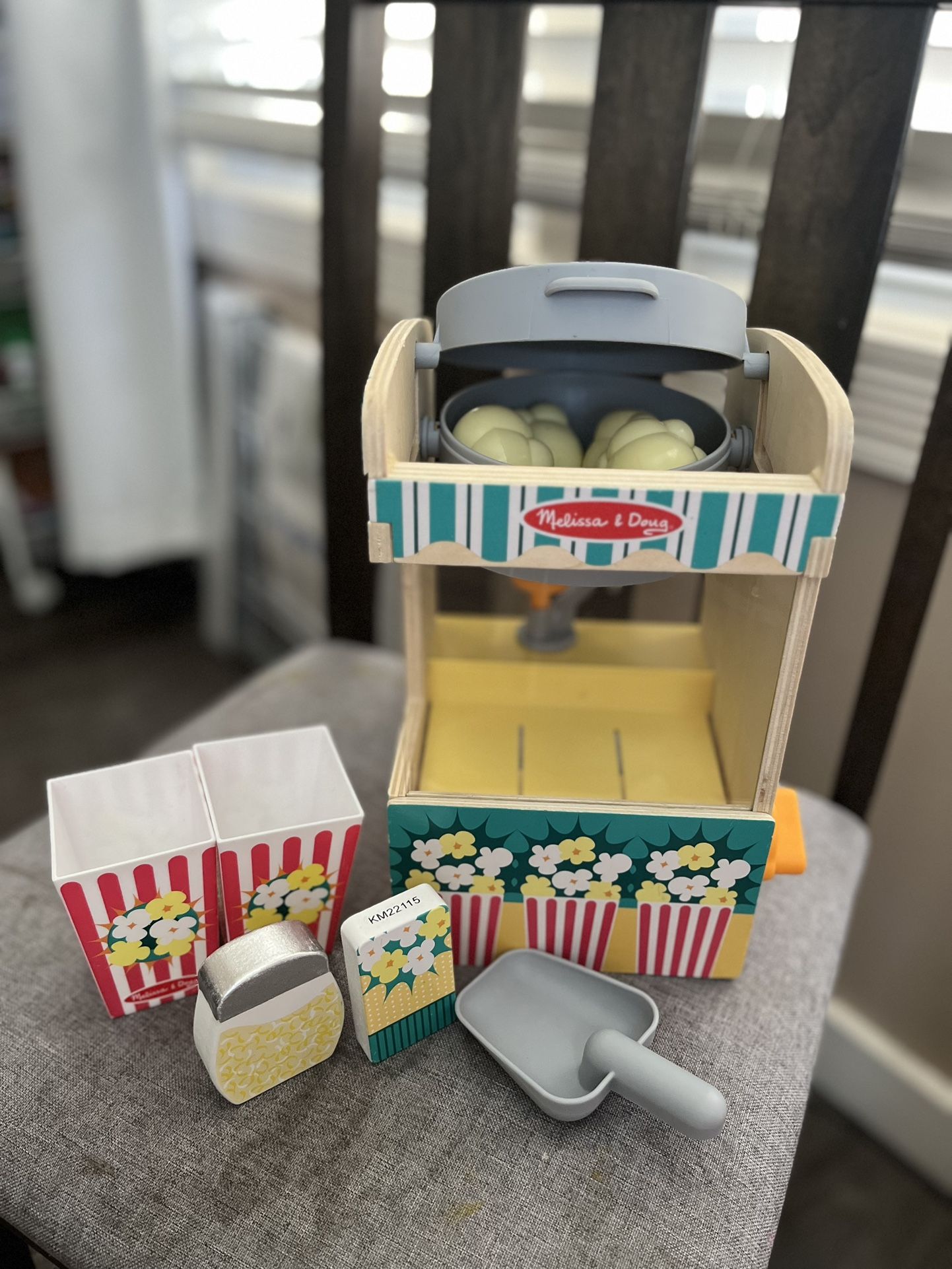 Melissa & Doug Fun at The Fair! Wooden Popcorn Popping Play Food Set - FSC Certified