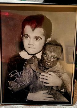 The MUNSTERS Butch Patrick Autograph