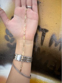 14KT 3.70g YELLOW CROSS BRACELET