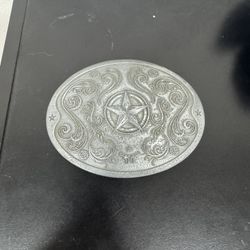 Belt Buckle That Holds Cans/bottles