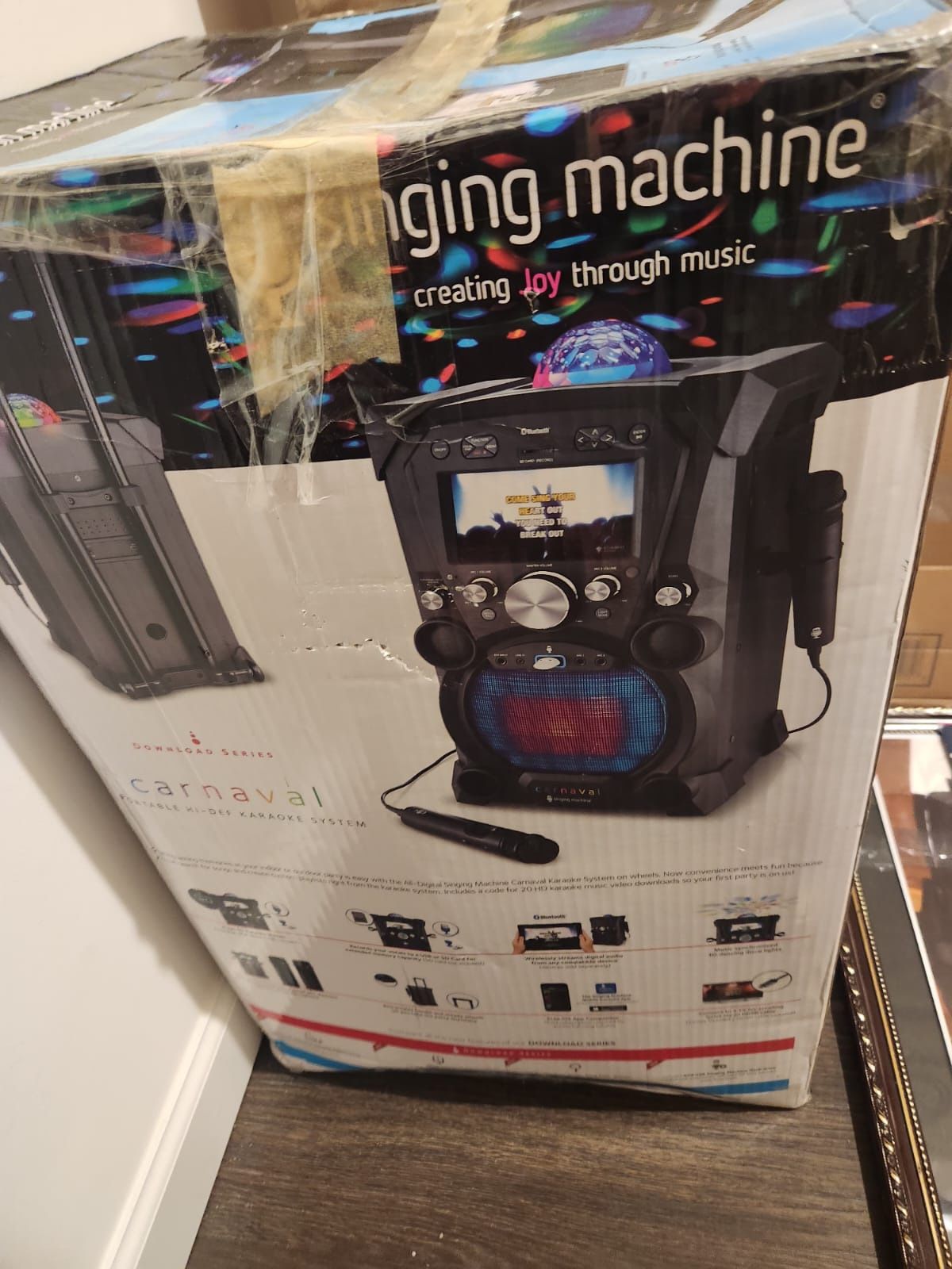 Singing Karaoke machine