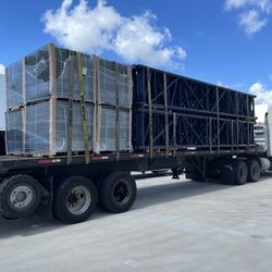 Teardrop Pallet Racks Beams Uprights Wire Decks Industrial Forklifts 