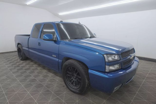 2004 Chevrolet Silverado SS