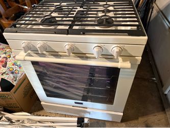 Stove and cooktop combo