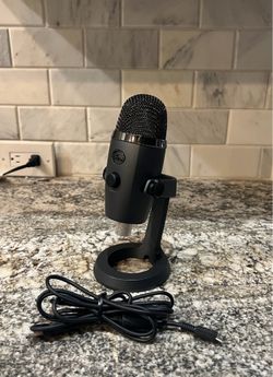 Yeti Blue Desktop Mic
