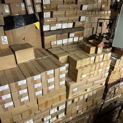10 pallets of approximately 40,000 new & used CDs and DVDs, wholesale music and video lot