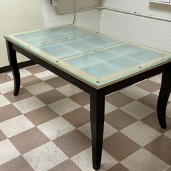 Glass Top Dining Table.  Seats 6