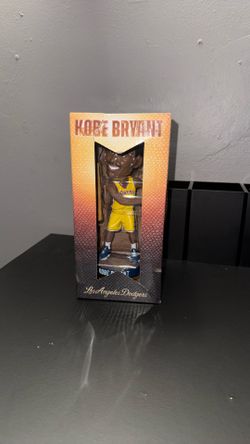 KOBE DODGER BOBBLEHEAD