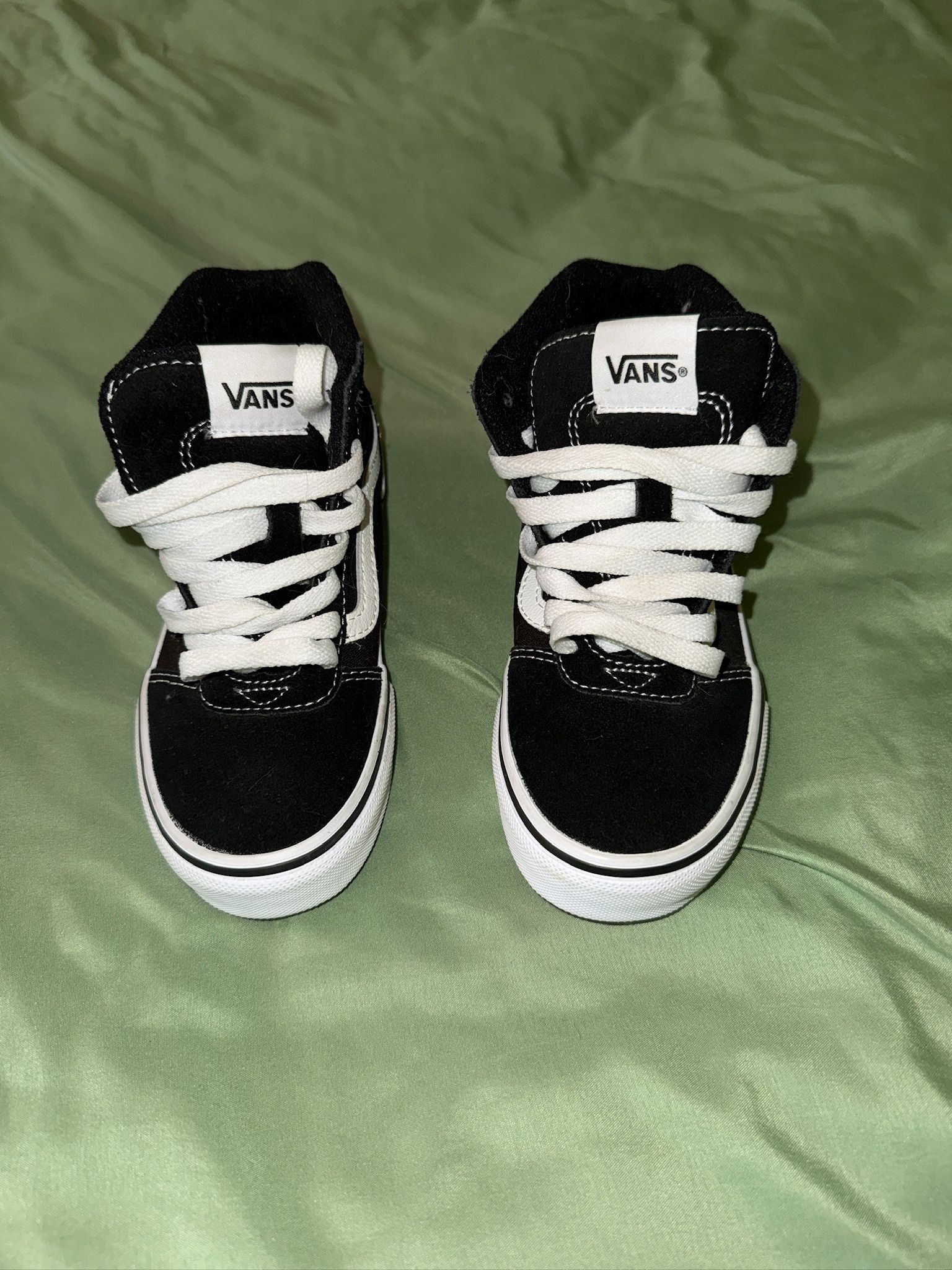 Kids VANS size 13.5 NEW