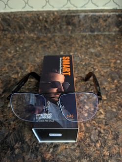 Men's and Women's Wireless Bluetooth Smart Sunglasses Audio Call and Translation