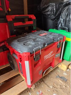 Milwaukee Rolling Packout