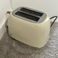 KitchenMix Cream color Toaster