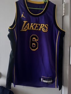Youth Lakers jersey