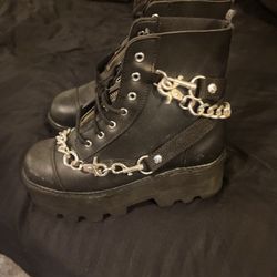 Boots TUK 
