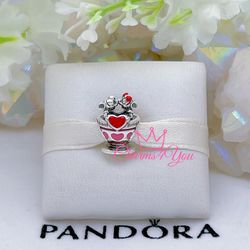 Adorable Charm 925 silver for Pandora moments bracelet.