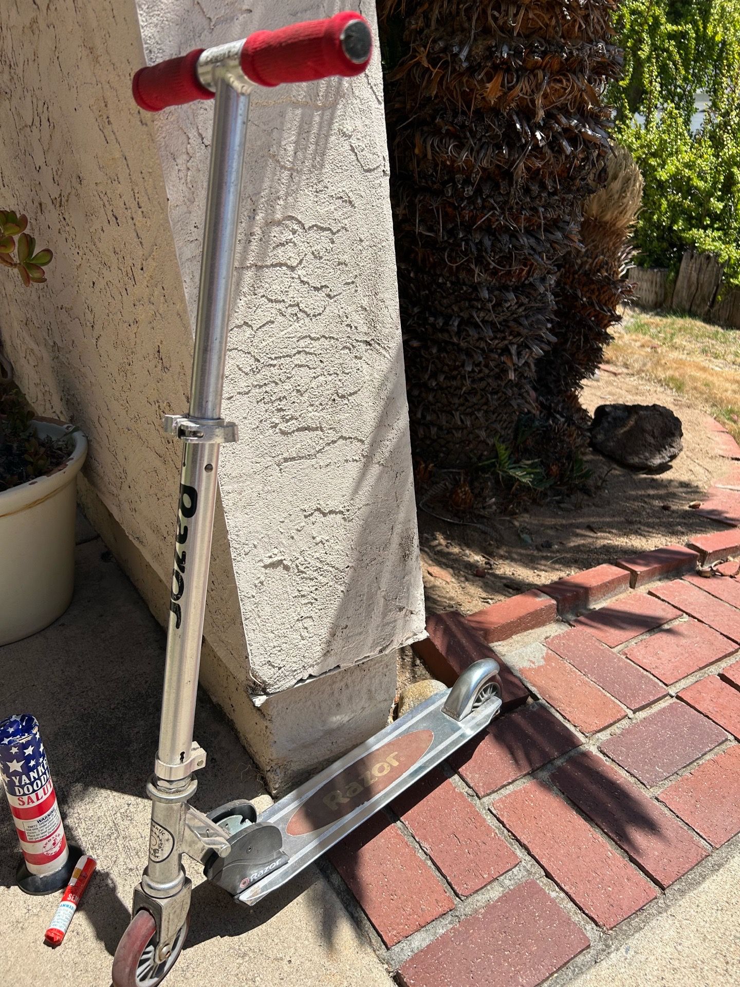 Razor scooter