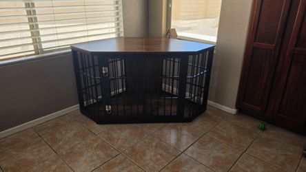 Corner Wood and Metal Dog Crate