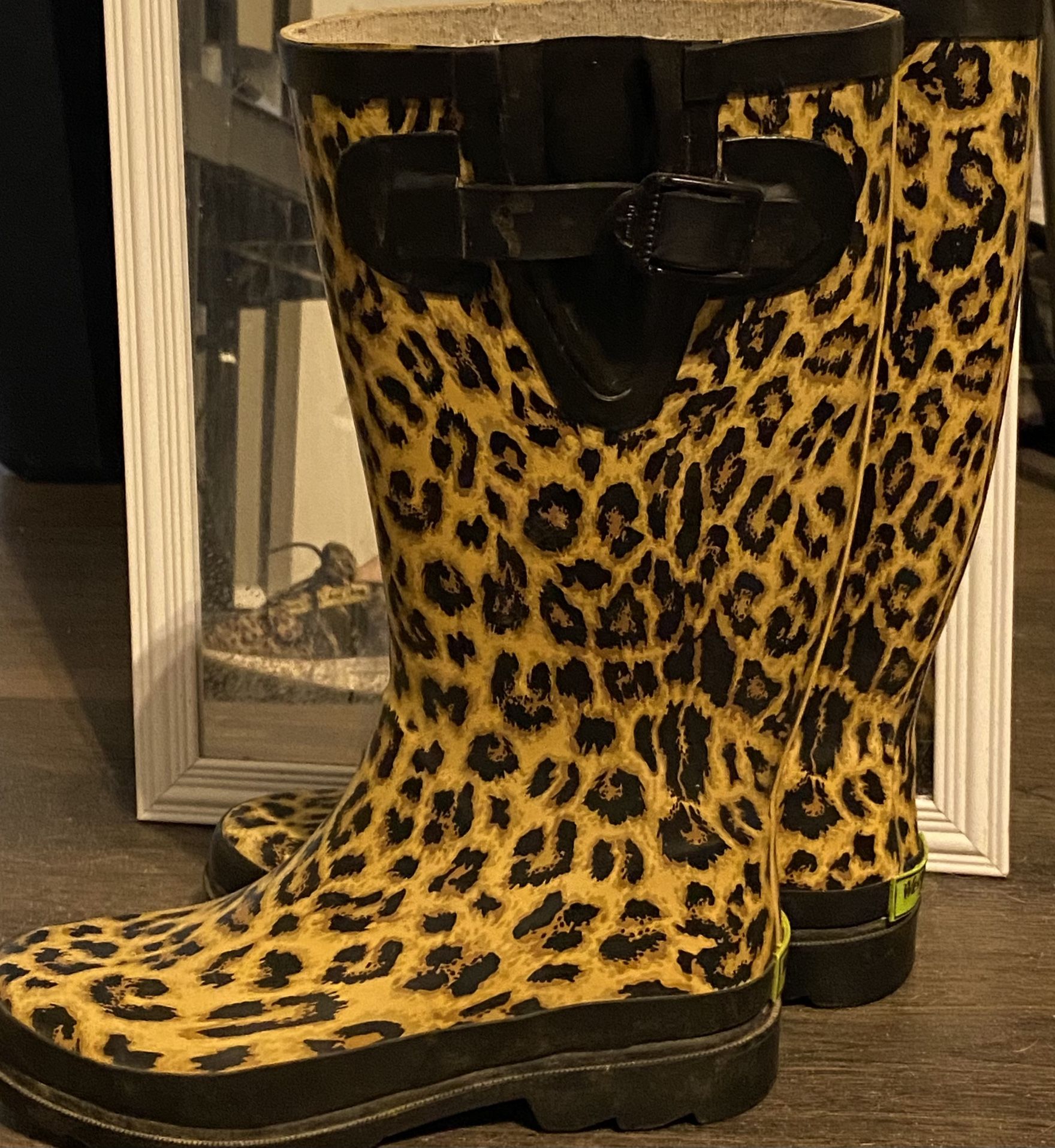 Leopard Rainboots Size 7